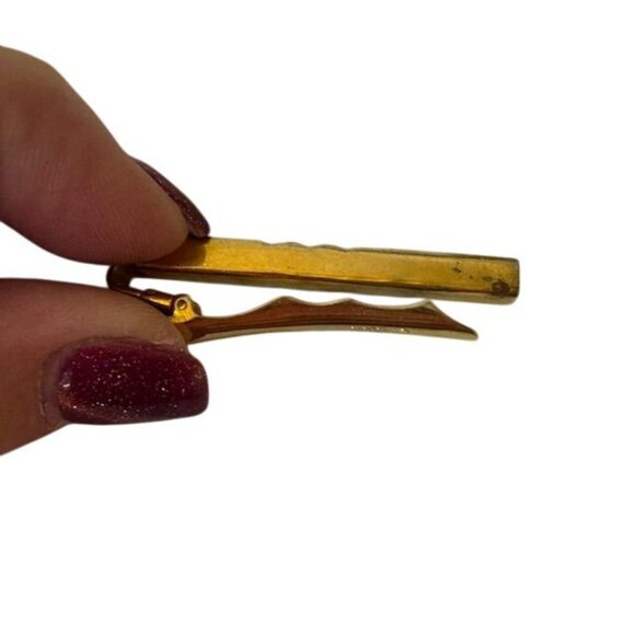 Vintage Anson Gold Tone Tie Clip Elegant Accessory For Mens Fashion & Style - Picture 4 of 4